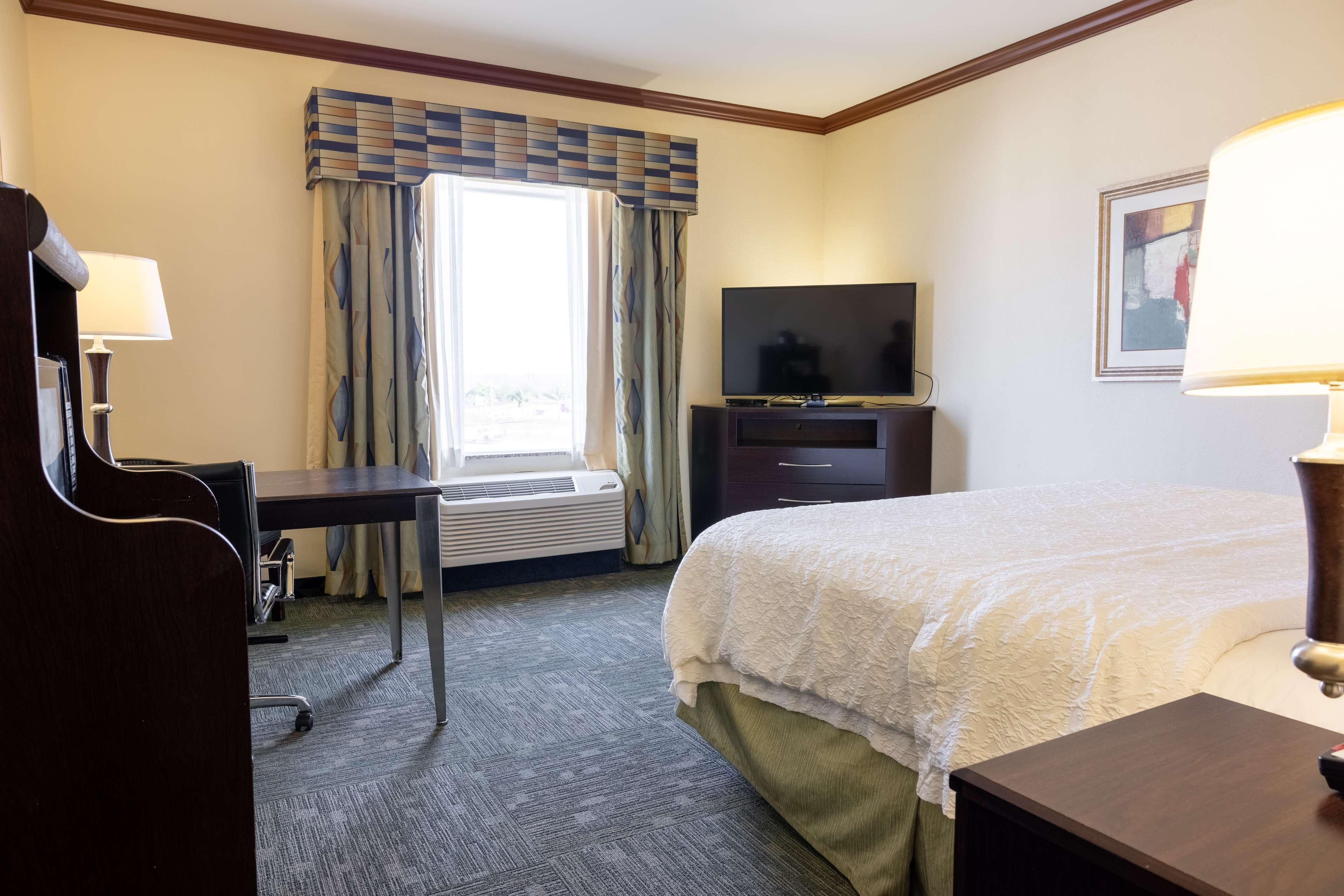 Hampton Inn Alice Buitenkant foto