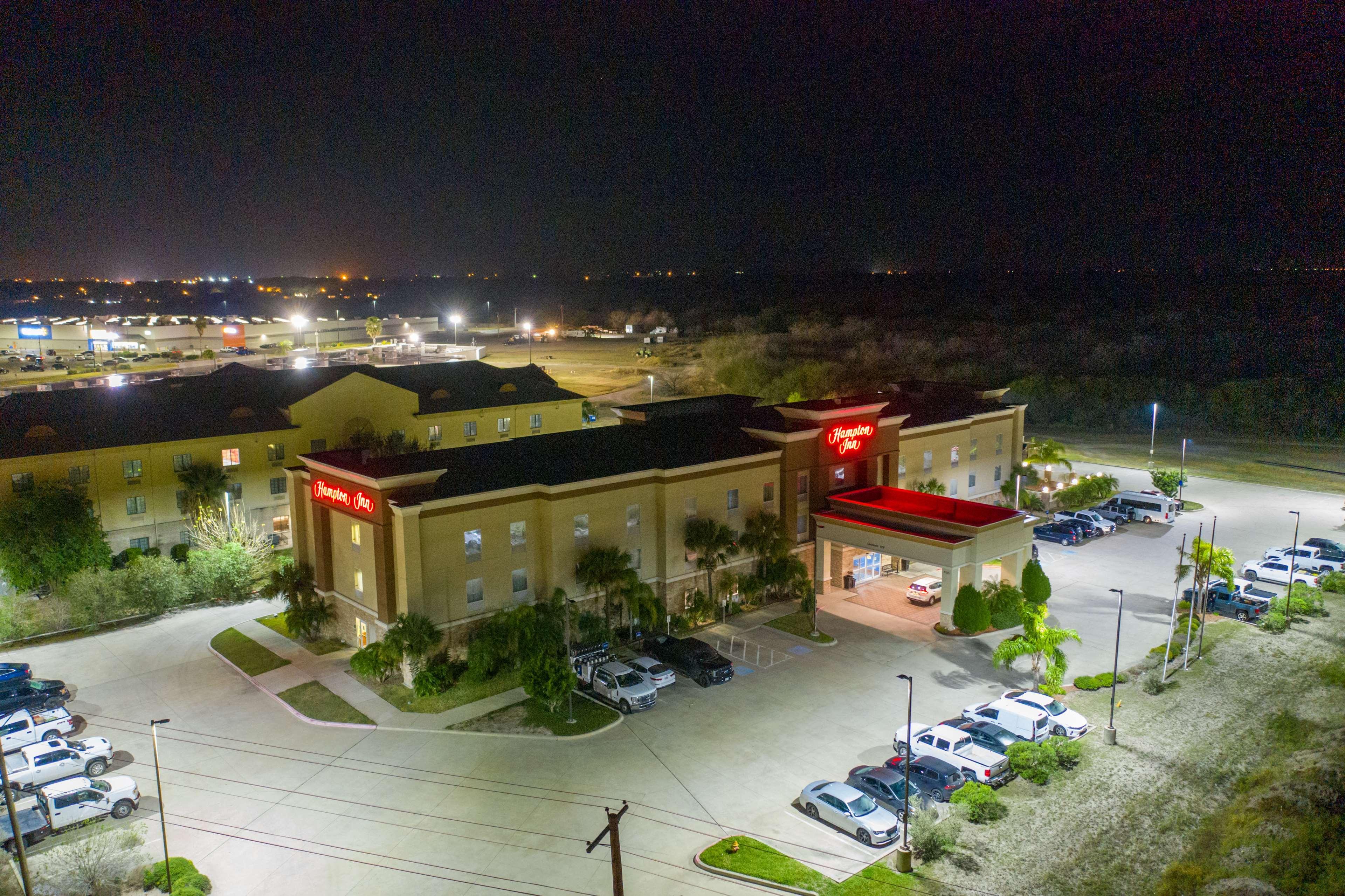 Hampton Inn Alice Buitenkant foto